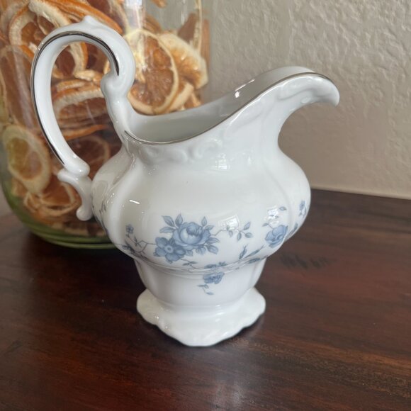 Vintage Haviland Fine Porcelain China Blue Garland Creamer Cottagecore Boxed 70s - Picture 4 of 9